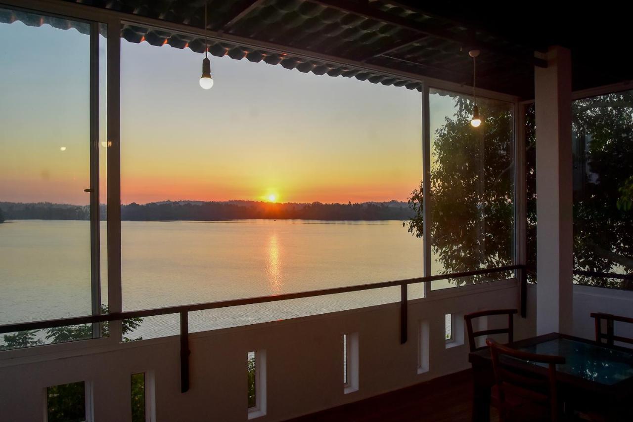 Villa Araliya Хиккадува Экстерьер фото