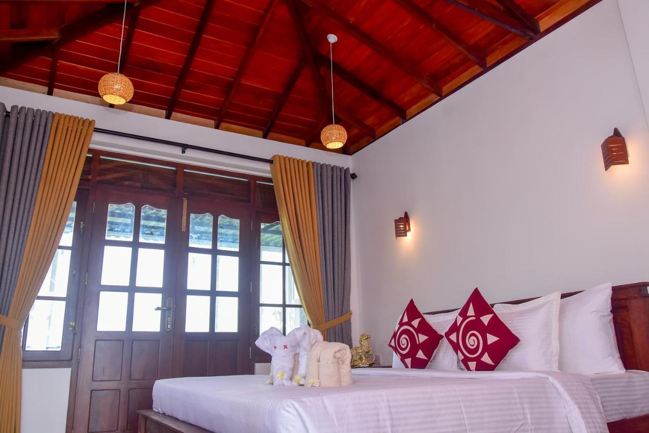 Villa Araliya Хиккадува Экстерьер фото