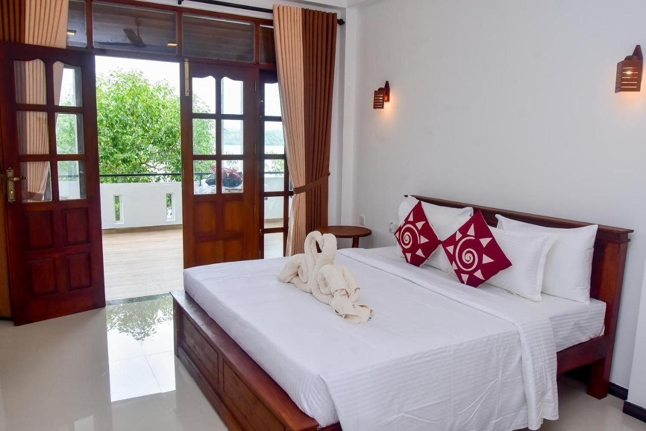 Villa Araliya Хиккадува Экстерьер фото
