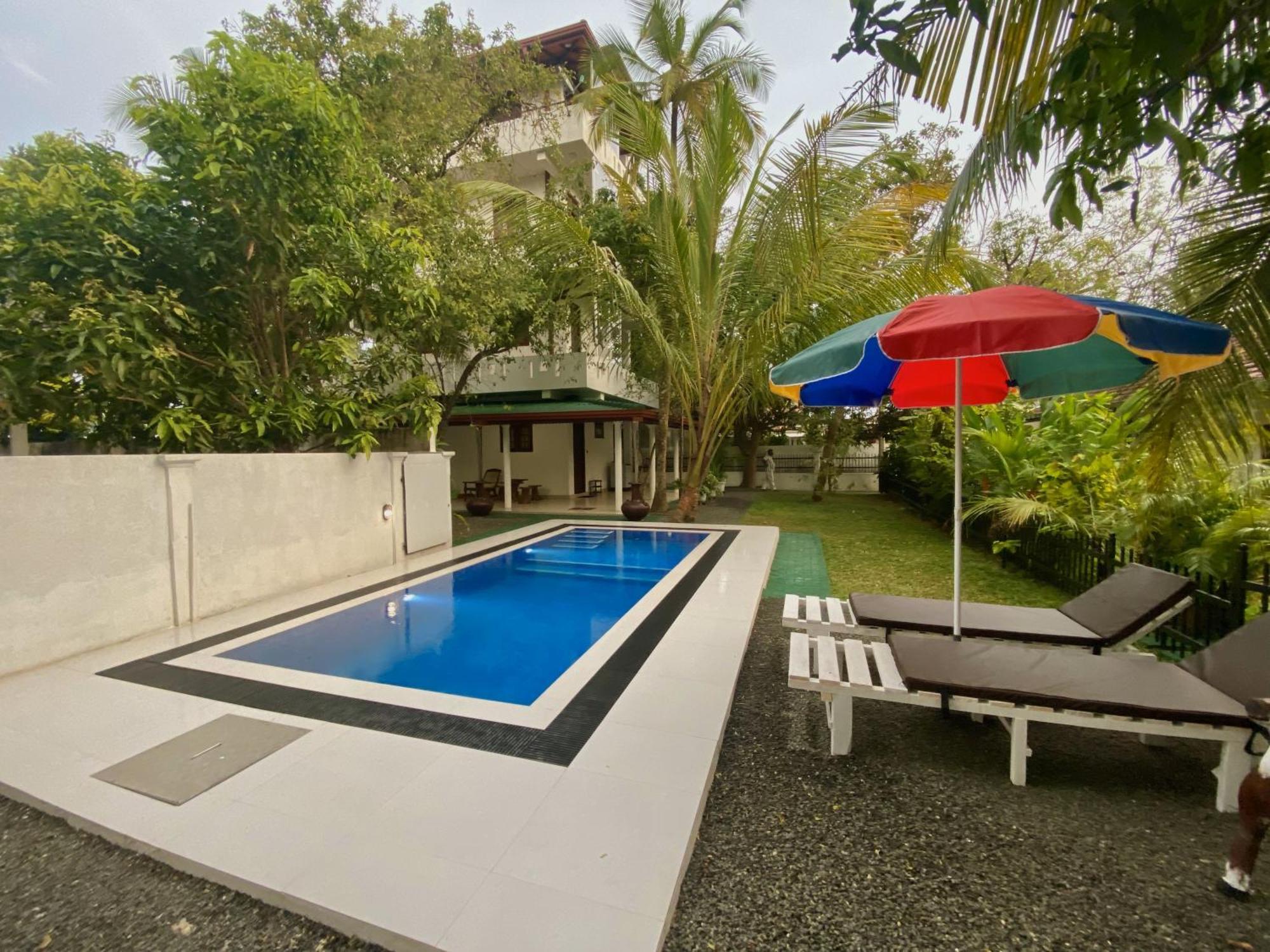 Villa Araliya Хиккадува Экстерьер фото