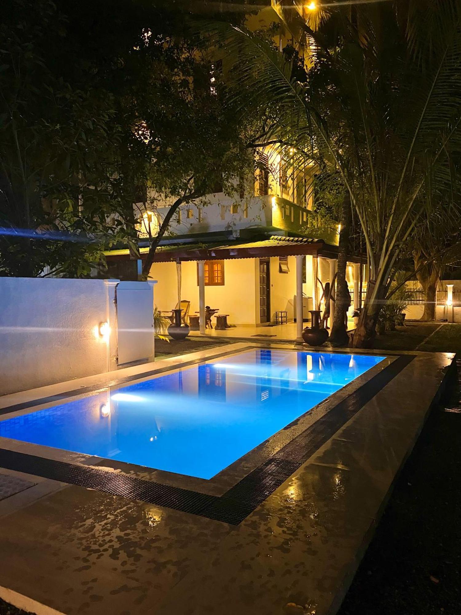 Villa Araliya Хиккадува Экстерьер фото